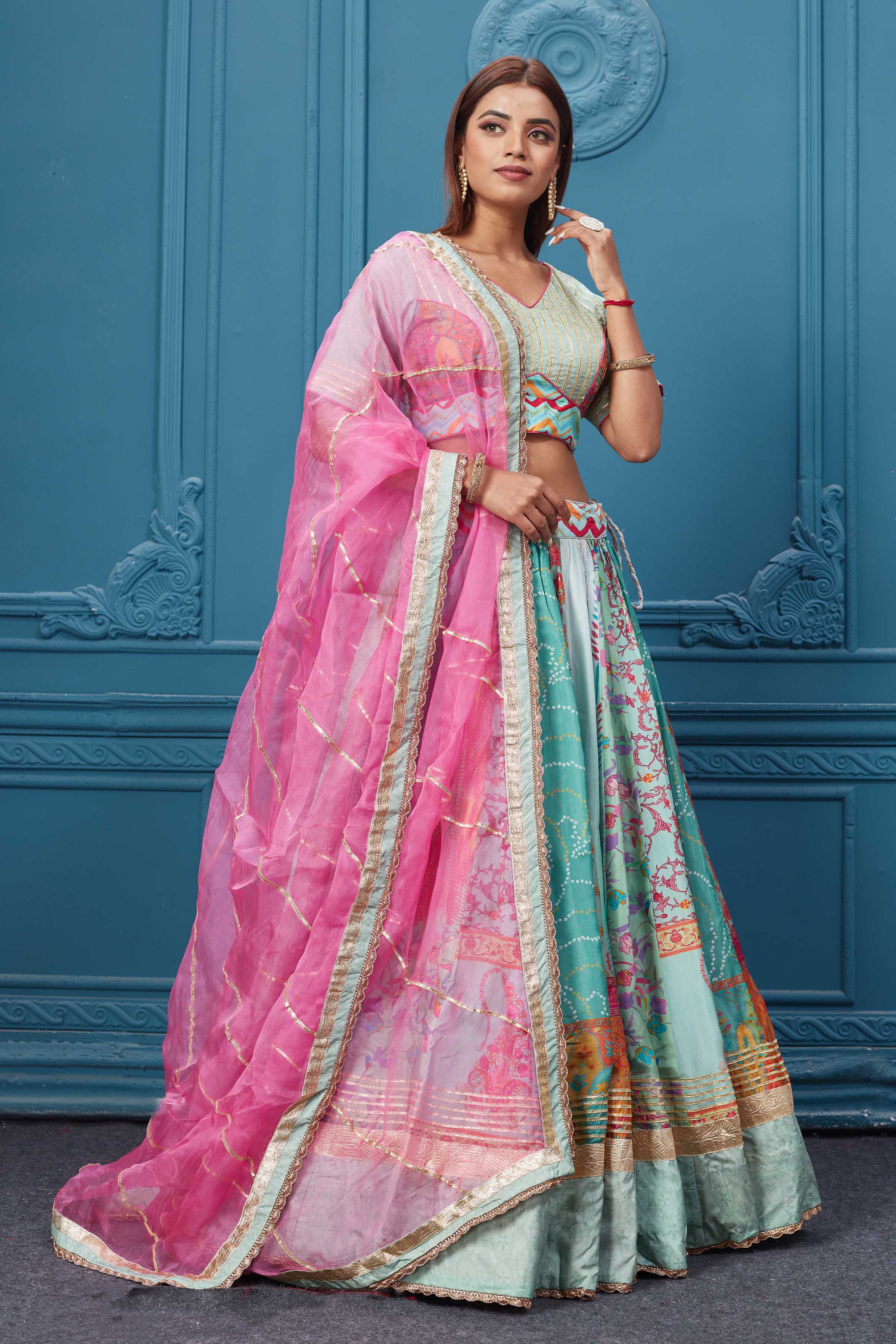 Light Pink Banarasi Jacquard Golden Weaving Work Traditional Wear Lehenga  Choli - 50351593 | Heenastyle
