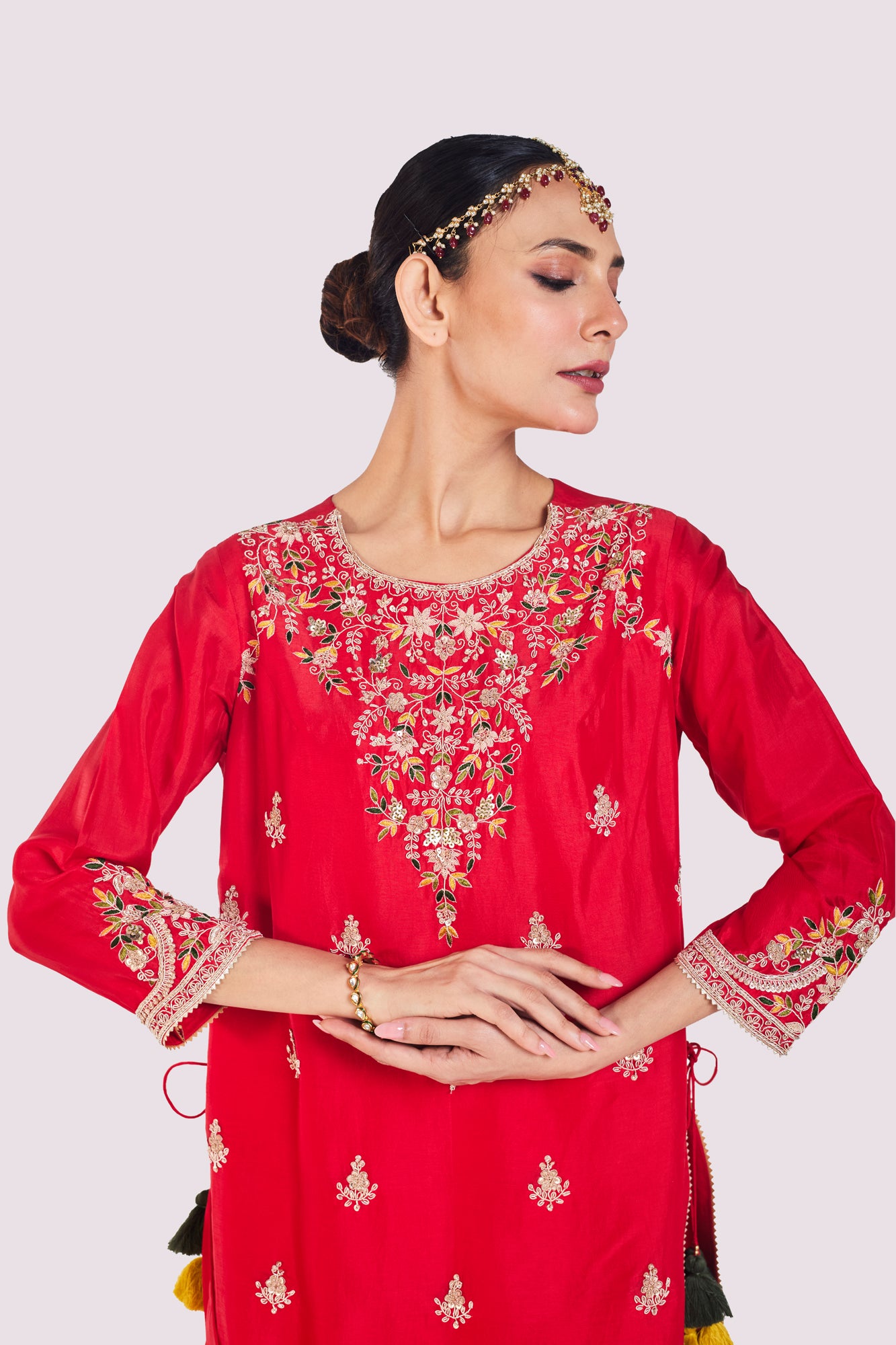 Buy beautiful red resham work silk kurta set online in USA. Shop the best and latest designs in embroidered sarees, designer sarees, Anarkali suit, lehengas, sharara suits for weddings and special occasions from Pure Elegance Indian fashion store in USA.-closeup