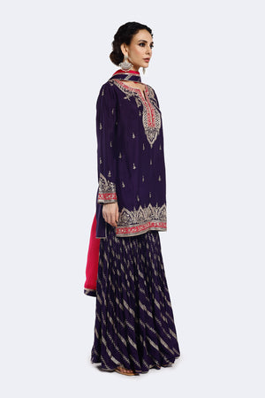 Buy purple zari organza satin gharara suit online in USA with pink dupatta. Shop the best and latest designs in embroidered sarees, designer sarees, Anarkali suit, lehengas, sharara suits for weddings and special occasions from Pure Elegance Indian fashion store in USA.-suit