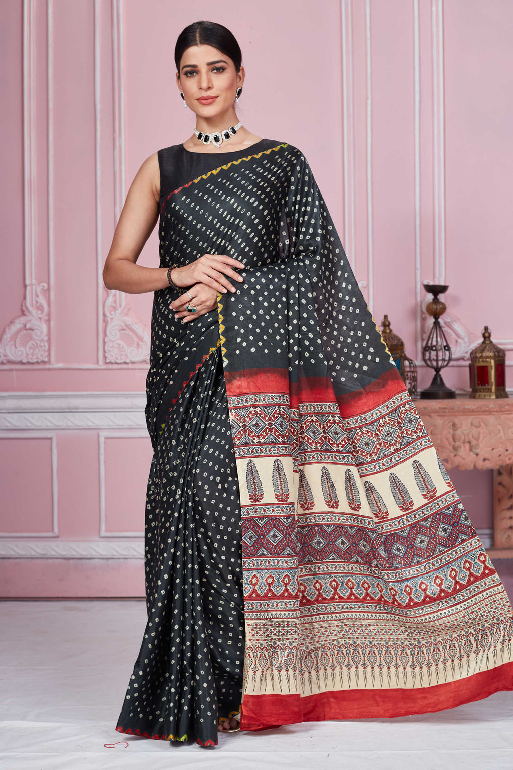 Buy elegant black bandhani print gajji silk sari online in USA. Look your best on festive occasions in latest designer sarees, pure silk sarees, Kanjivaram silk saris, handwoven saris, tussar silk sarees, embroidered saris from Pure Elegance Indian clothing store in USA.-full view