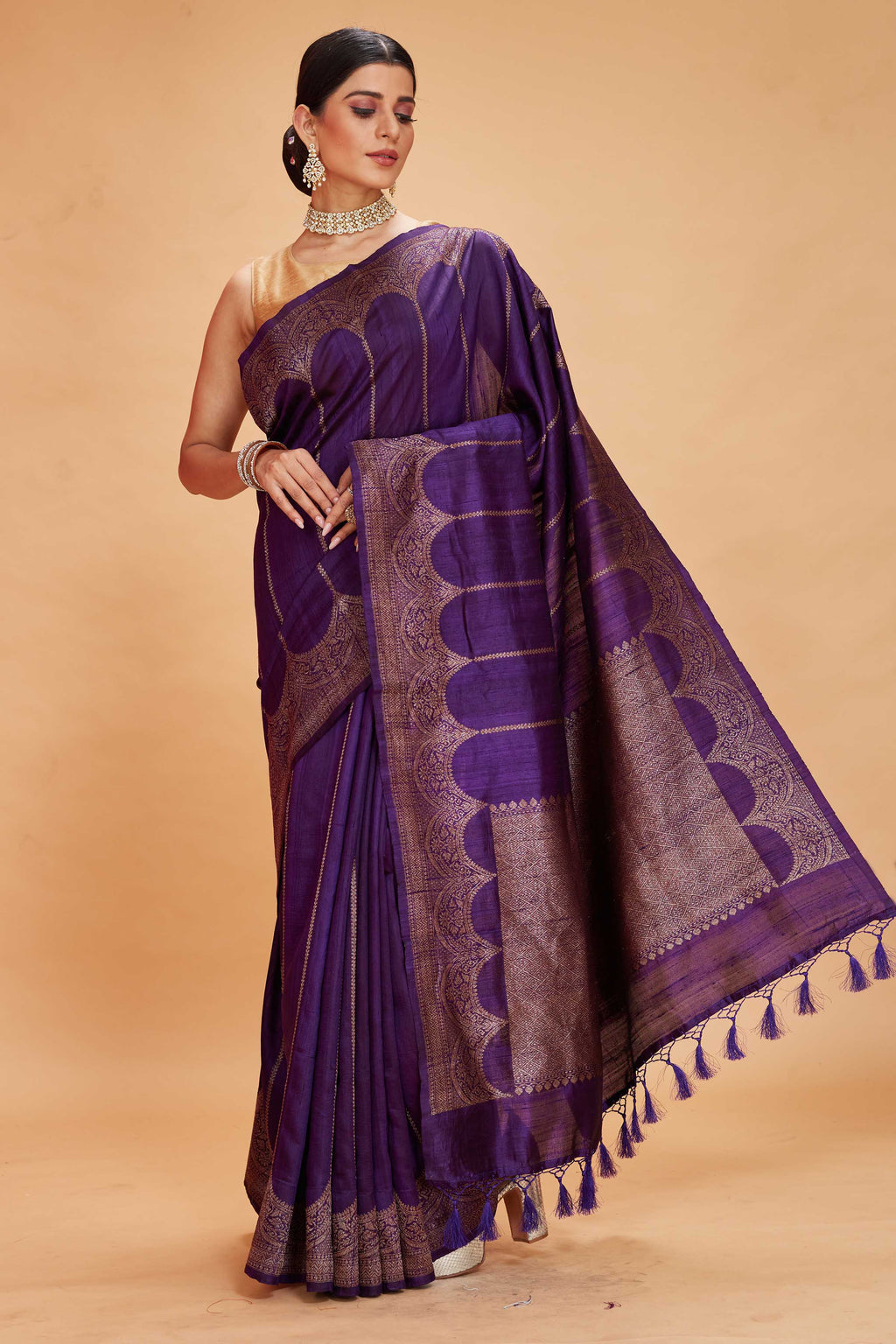 Buy purple tussar Banarasi sari online in USA with antique zari border. Look your best on festive occasions in latest designer saris, pure silk sarees, Kanjivaram silk sarees, handwoven saris, tussar silk sarees, embroidered saris from Pure Elegance Indian clothing store in USA.-full view