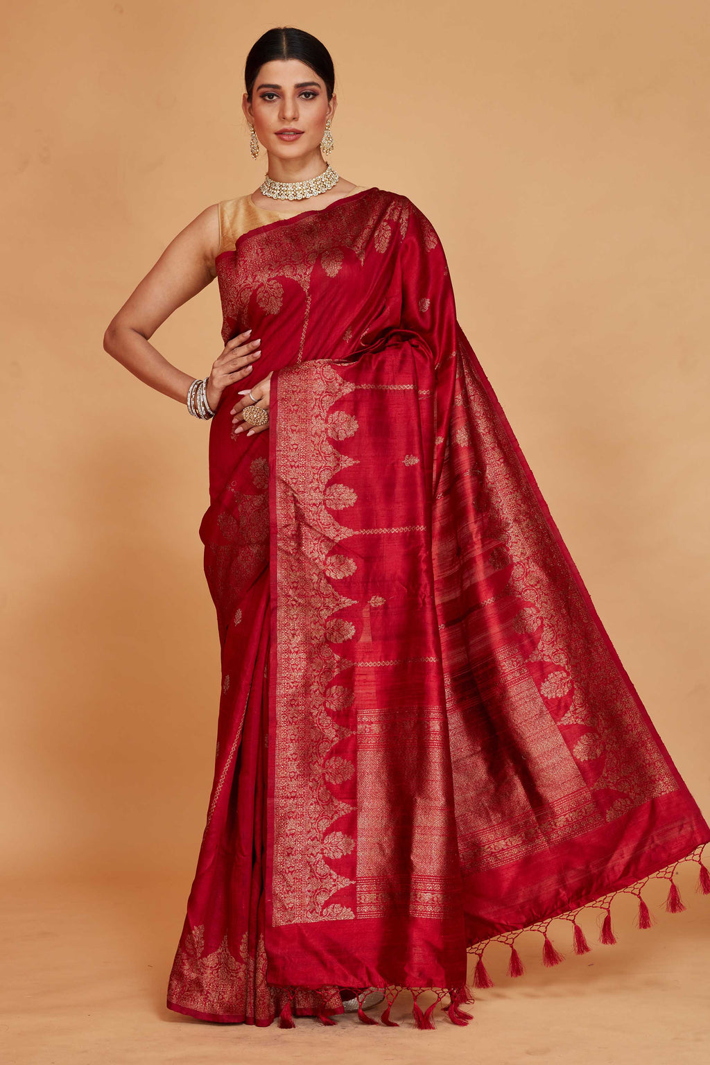 Buy beautiful red tussar Banarasi sari online in USA with antique zari border. Look your best on festive occasions in latest designer saris, pure silk sarees, Kanjivaram silk sarees, handwoven saris, tussar silk sarees, embroidered saris from Pure Elegance Indian clothing store in USA.-full view