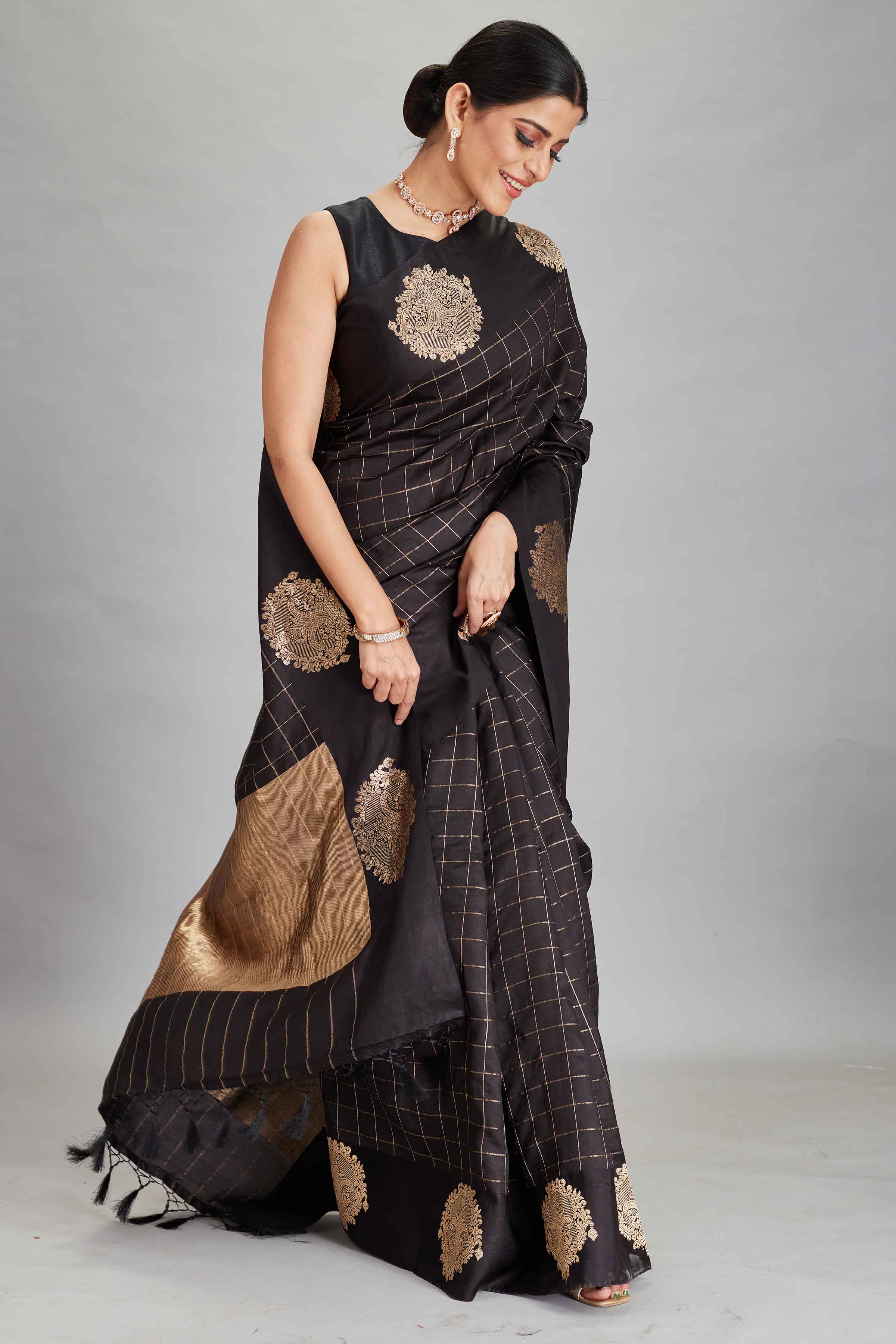 Buy black check silk Banarasi sari online in USA with zari motifs border. Look your best on festive occasions in latest designer sarees, pure silk sarees, Kanjivaram silk saris, handwoven saris, tussar silk sarees, embroidered saris from Pure Elegance Indian clothing store in USA.-side