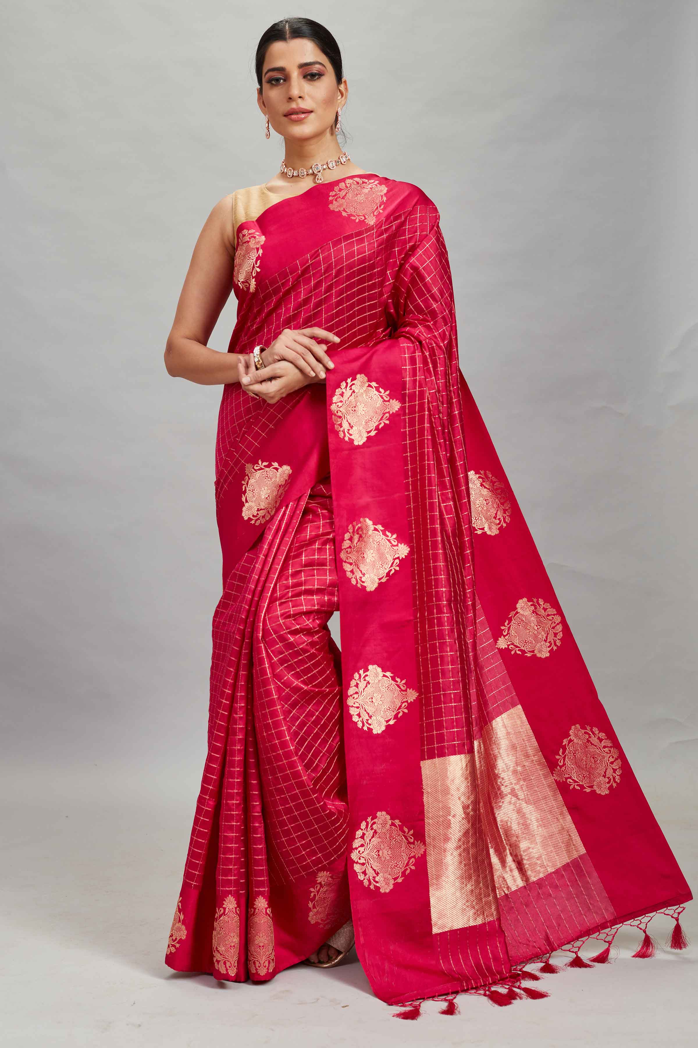 Shop red check silk Banarasi saree online in USA with zari motifs border. Look your best on festive occasions in latest designer sarees, pure silk sarees, Kanjivaram silk saris, handwoven saris, tussar silk sarees, embroidered saris from Pure Elegance Indian clothing store in USA.-full view