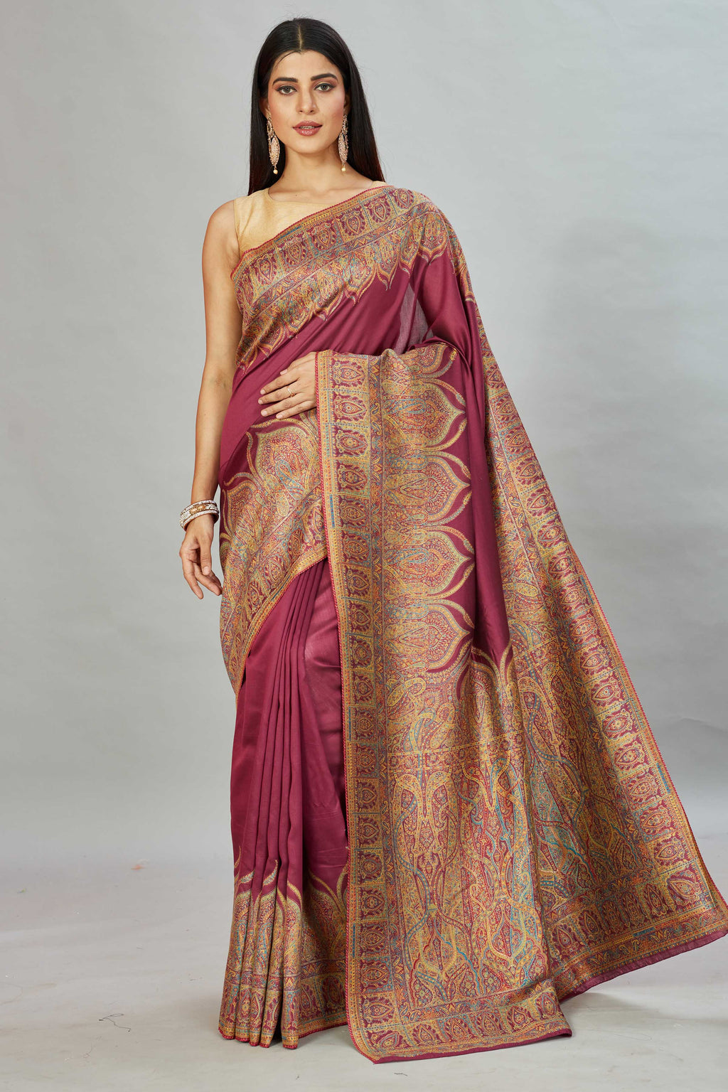 Shop stunning purple Kani weave border sari online in USA. Look your best on festive occasions in latest designer sarees, pure silk sarees, Kanjivaram silk sarees, handwoven sarees, tussar silk sarees, embroidered saris from Pure Elegance Indian clothing store in USA.-full view