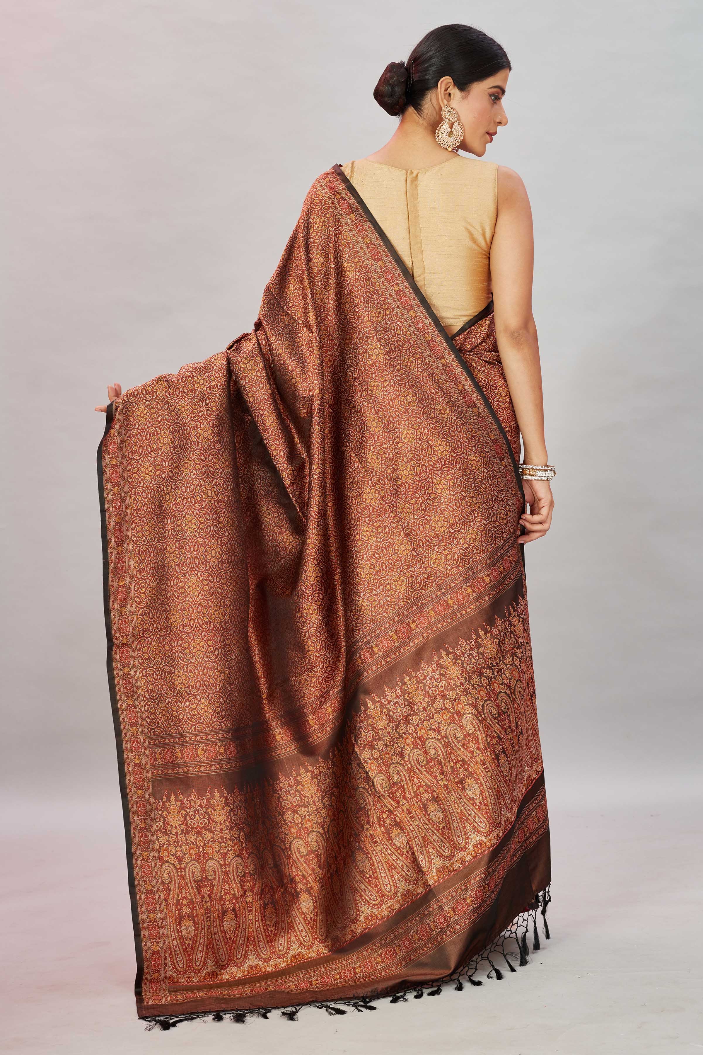 Shop beautiful brown Tanchoi Banarasi saree online in USA. Look your best on festive occasions in latest designer saris, pure silk sarees, Kanjivaram silk sarees, handwoven saris, tussar silk sarees, embroidered sarees from Pure Elegance Indian clothing store in USA.-back