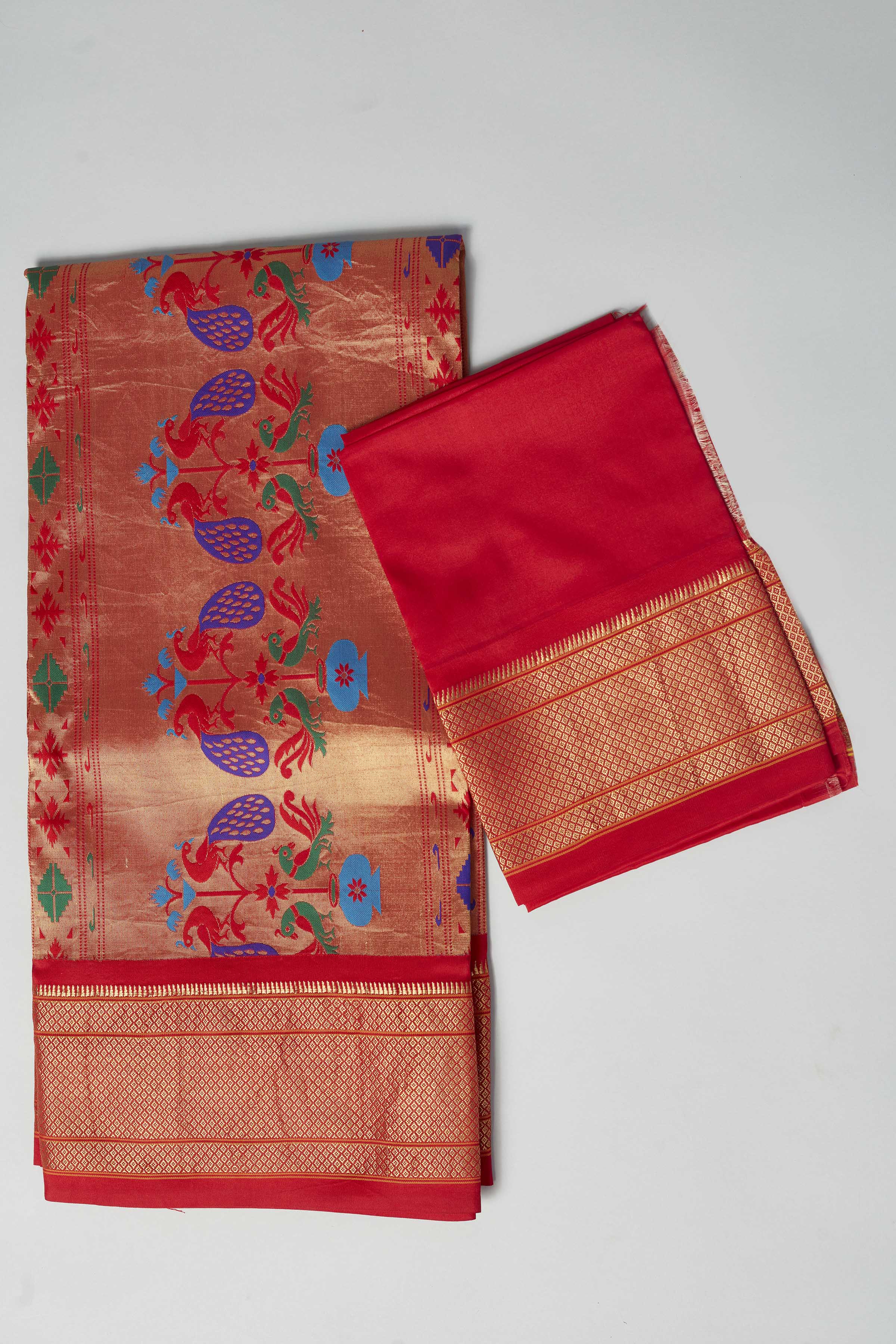 Buy orange Bandhej silk saree online in USA with red zari border. Look your best on festive occasions in latest designer saris, pure silk saris, Kanjivaram silk sarees, handwoven saris, tussar silk sarees, embroidered sarees from Pure Elegance Indian clothing store in USA.-blouse