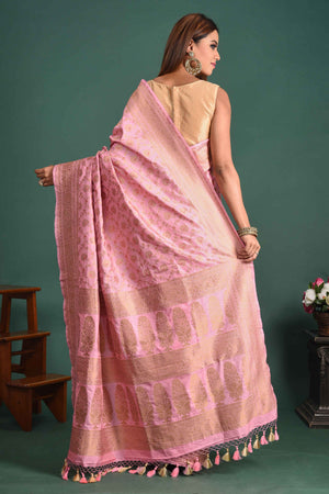 Pin by Asthamodernfashion on Sk | Soft silk sarees, Saree, Raw silk saree