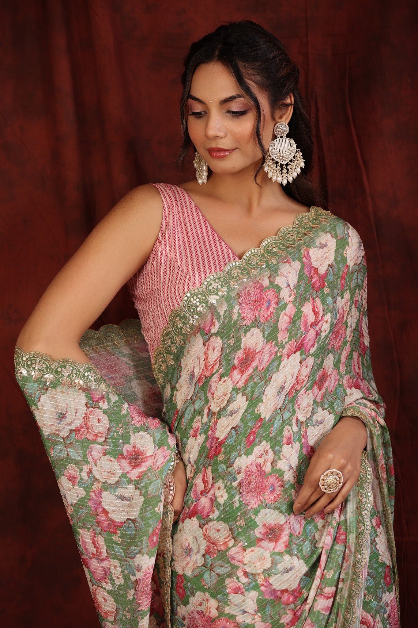 Chiffon and crepe saree - Love the sari n not the blouse | Saree blouse  designs, Elegant saree, Modern saree